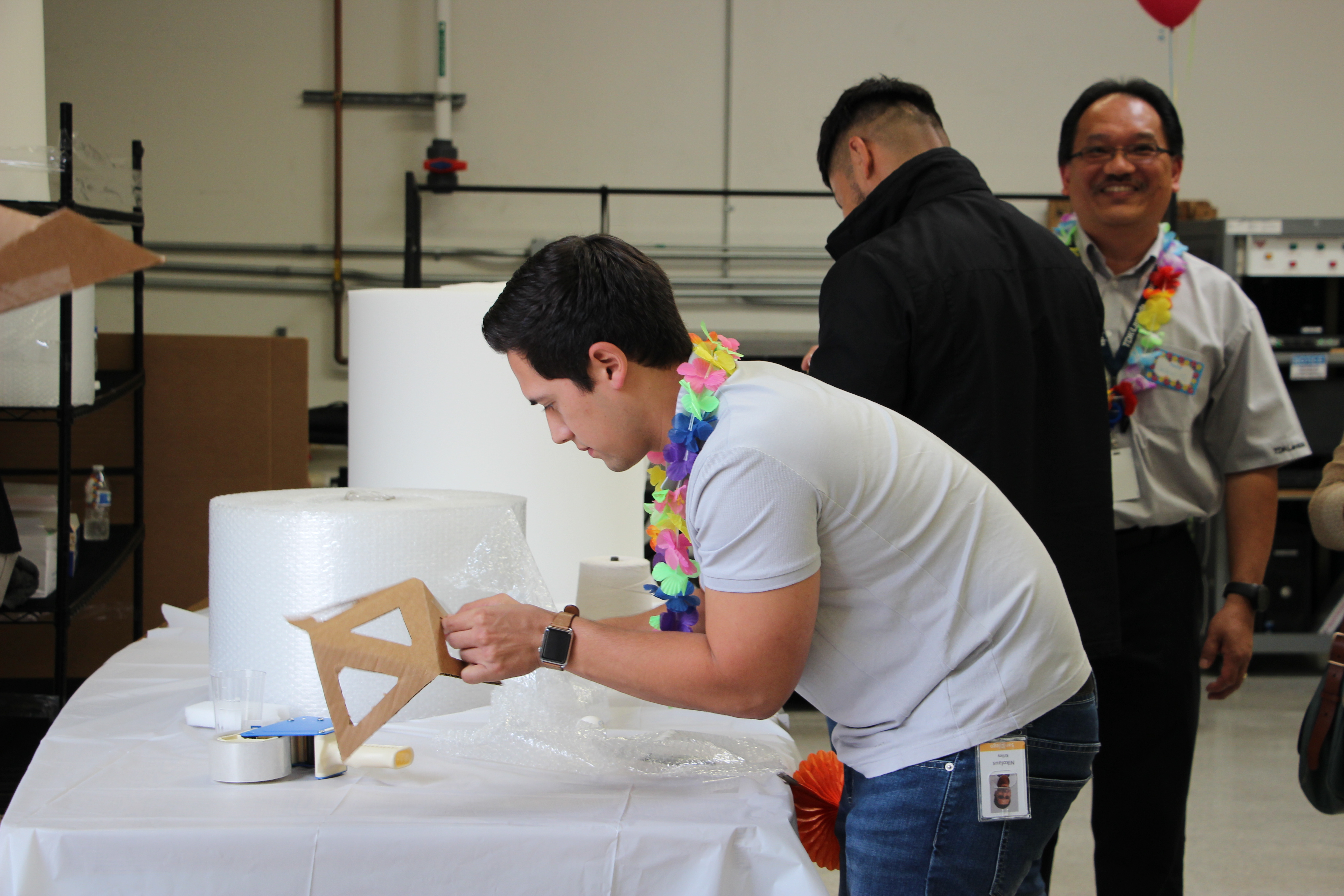 Cool Breezes at San Diego Westpak’s Open House Luau Featured Image